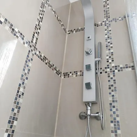 Boutique Garden One * Bucharest